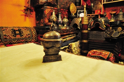 痛飲青稞酒 壺滿(mǎn)高原情