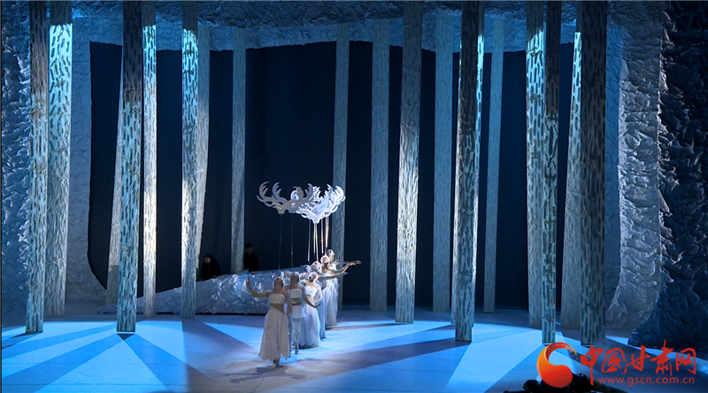 【圖說】  消費(fèi)扶貧，互利雙贏