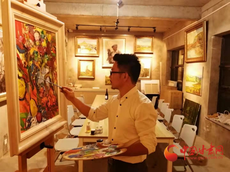 1909年咋建造黃河鐵橋？蘭州大學(xué)教師王威用油畫(huà)再現(xiàn)百年往事