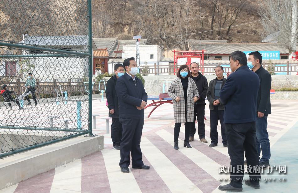 索鴻賓調(diào)研指導(dǎo)脫貧攻堅、鄉(xiāng)村振興等工作