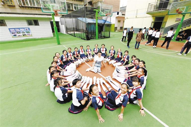 我們畢業(yè)啦！