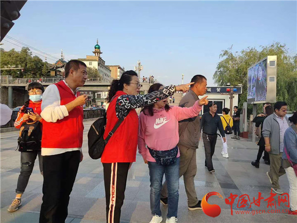 青力創(chuàng)文 勇做先鋒 蘭州市各級青聯委員積極參與創(chuàng)城志愿服務活動（組圖）