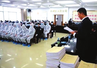 天水秦州區(qū)開審18人涉惡案 被控涉嫌敲詐勒索、尋釁滋事、開設(shè)賭場等