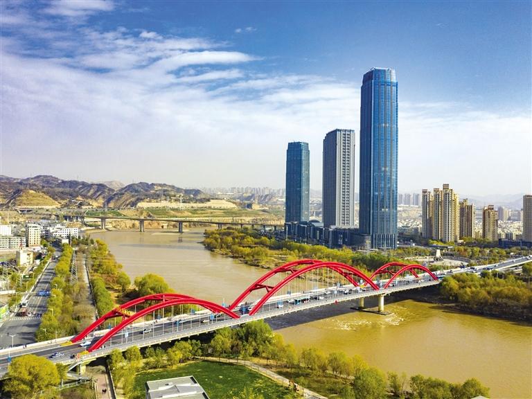 今年蘭州市空氣質(zhì)量達標天數(shù)301天