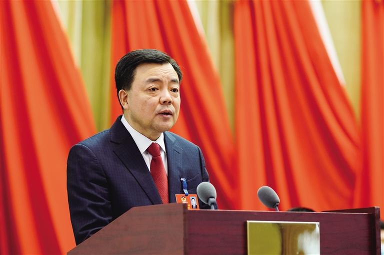 政協(xié)蘭州市第十四屆委員會第五次會議隆重開幕 李榮燦張偉文張建平等到會祝賀 李宏亞作工作報(bào)告