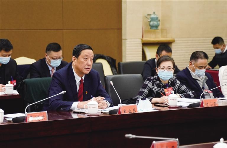 履職盡責(zé)守初心 砥礪奮進擔(dān)使命 蘭州市人大代表分組審議市人大常委會和“兩院”工作報告