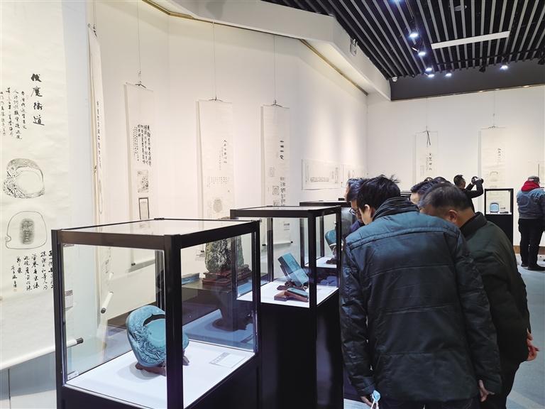 “非遺精品洮硯傳拓題跋藝術展”開展 洮硯雕刻、傳拓、拓片題跋集中亮相甘肅藝術館