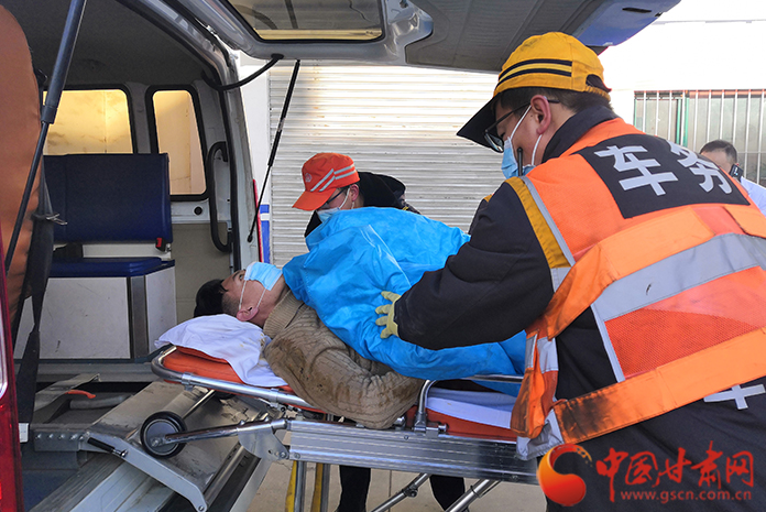 19分鐘緊急救援，永登車站為旅客開辟生命通道
