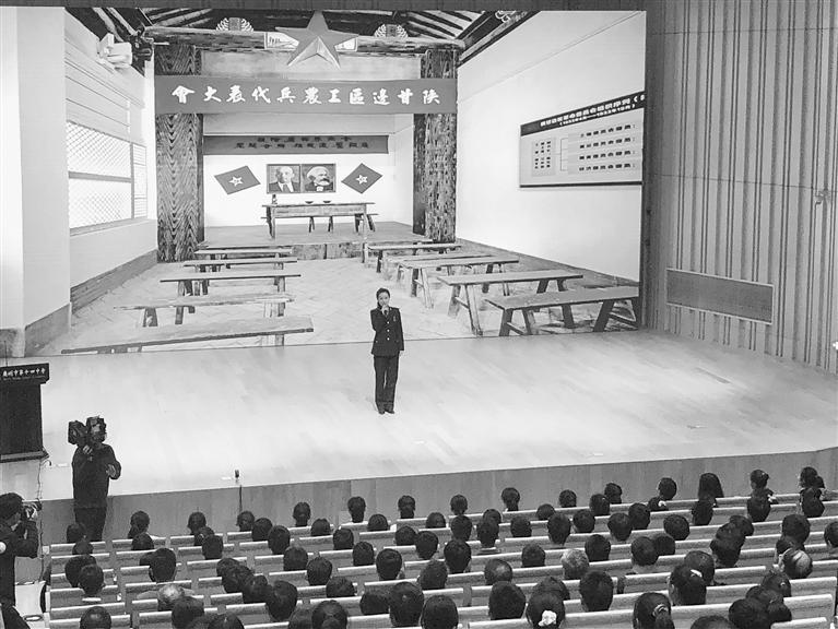 蘭州市開展“學黨史、頌黨恩、跟黨走”紅色文化進校園活動