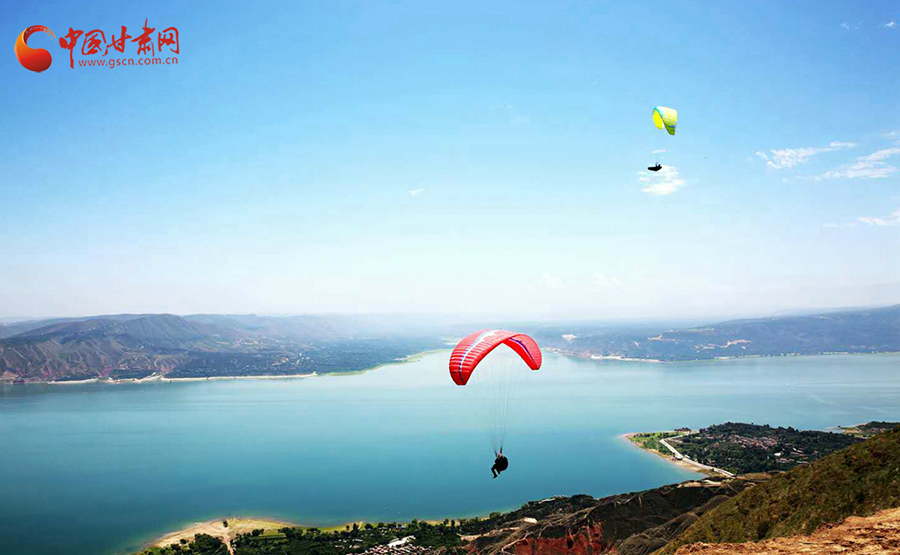 【五一游甘肅】這個(gè)五一，我在宛若游龍繞山行的黃河畔等你