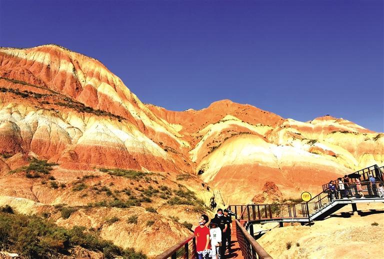 攜程《2021年國(guó)慶假期出游總結(jié)報(bào)告》出爐  西安、上海、北京、西寧、成都成甘肅省主要客源地