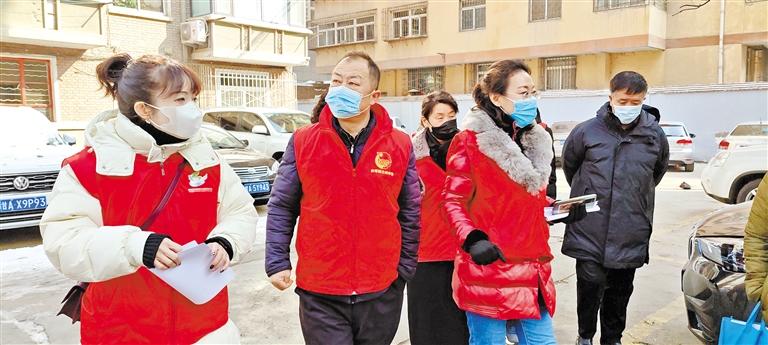 【新春走基層】解決雞毛蒜皮 感受社區(qū)“微幸?！?>
        </a><em>【新春走基層】解決雞毛蒜皮 感受社區(qū)“微幸?！?/em></li>
    <li><a  target=