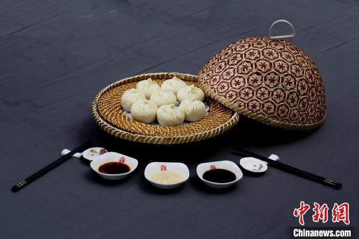 圖為甘肅臨夏回族自治州美味——河州包子。(資料圖) 臨夏州委宣傳部供圖