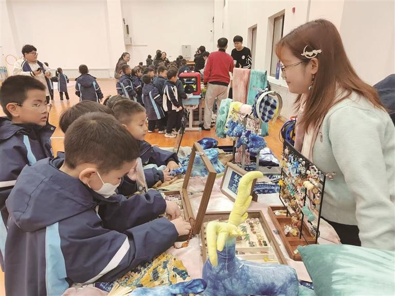 展示科技魅力 體驗實踐樂趣